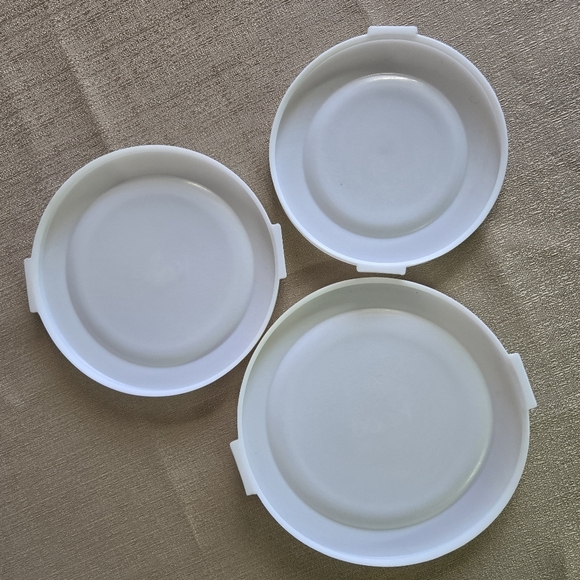 KOBË BOWLS | Vintage Enamelware Nesting Bowls in Floral 3-pc Set - Picture 4 of 16
